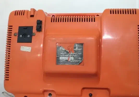 تلویزیون مناسب دکور نوستالژی|کلکسیون اشیاء عتیقه|برخوار, |دیوار