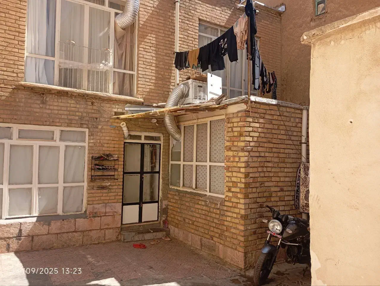 ویلایی ۲۳۰ متری|فروش خانه و ویلا|سنندج, |دیوار