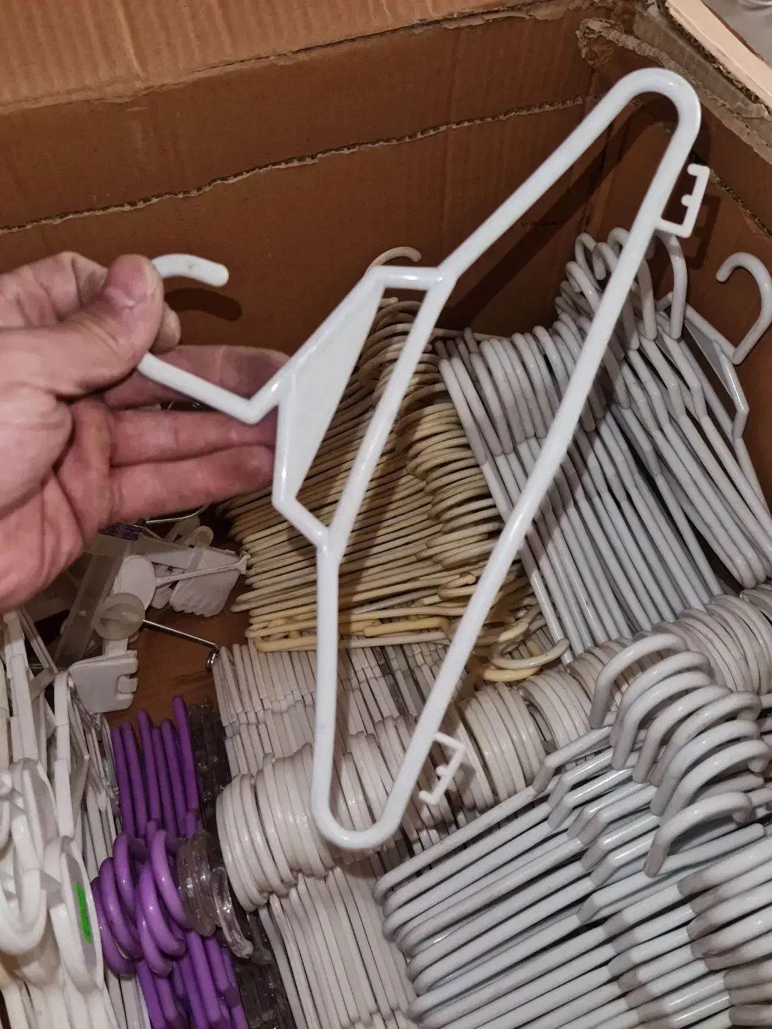 چوب لباسی|بندرخت و رخت‌آویز|زنجان, |دیوار