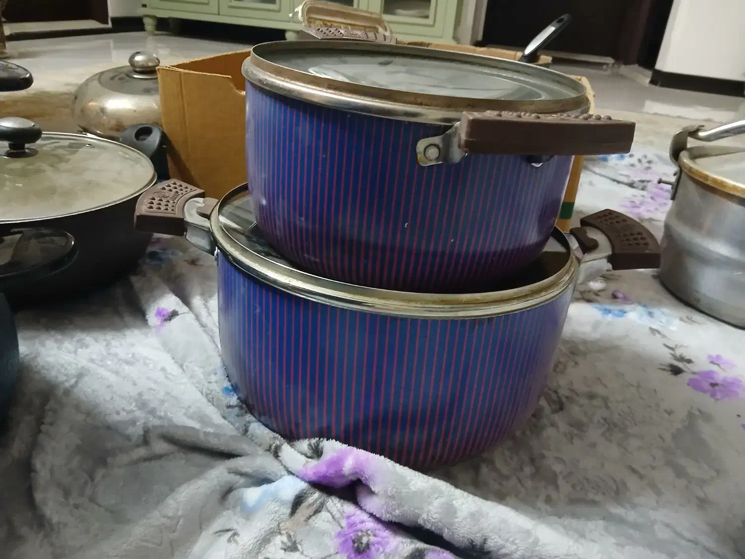 قابلمه و زودپز|ظروف پخت‌وپز|قم, شهرک شهرداری|دیوار