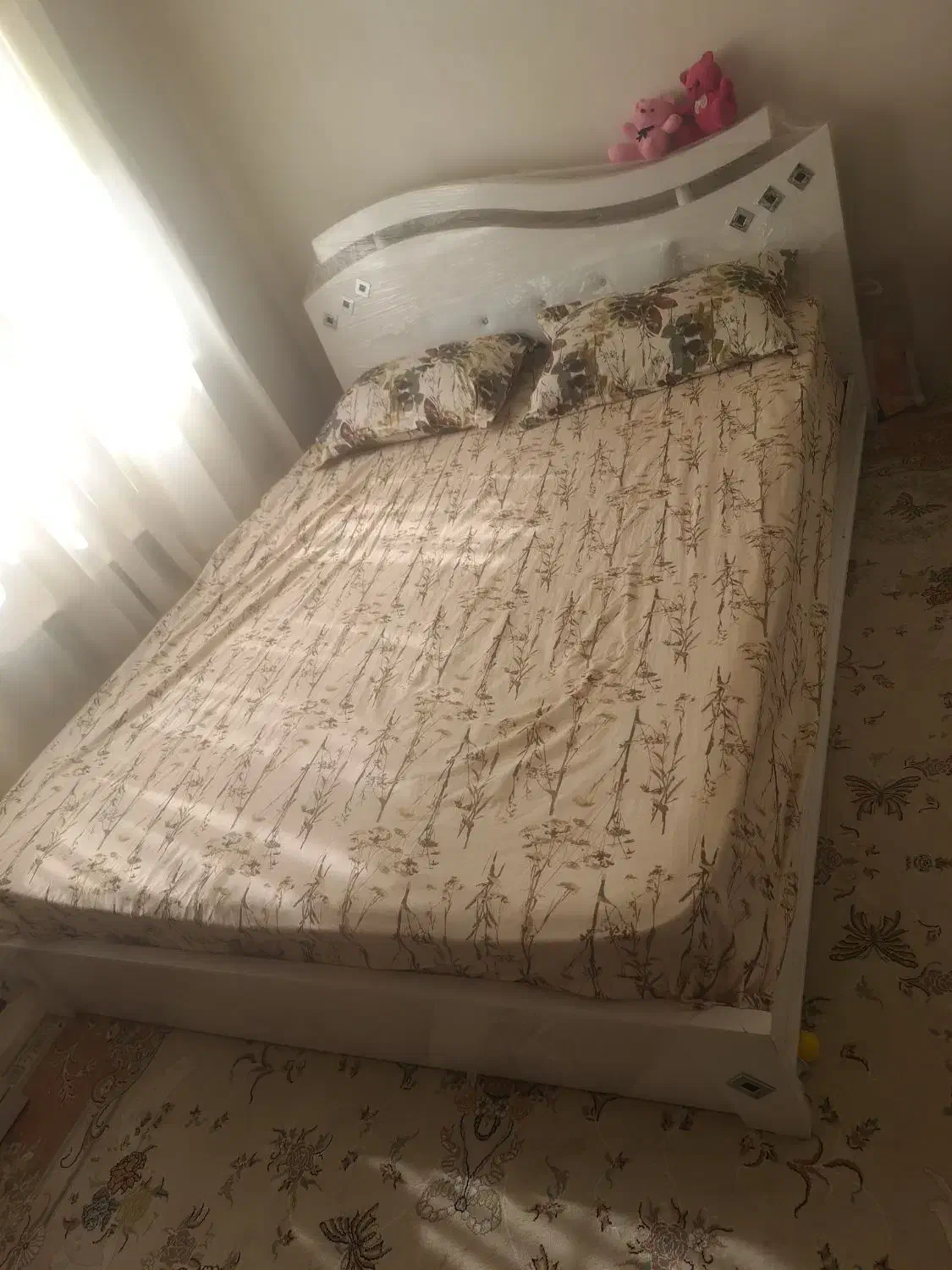 تخت خواب دونفره|تخت و سرویس خواب|تهران, زیبادشت|دیوار