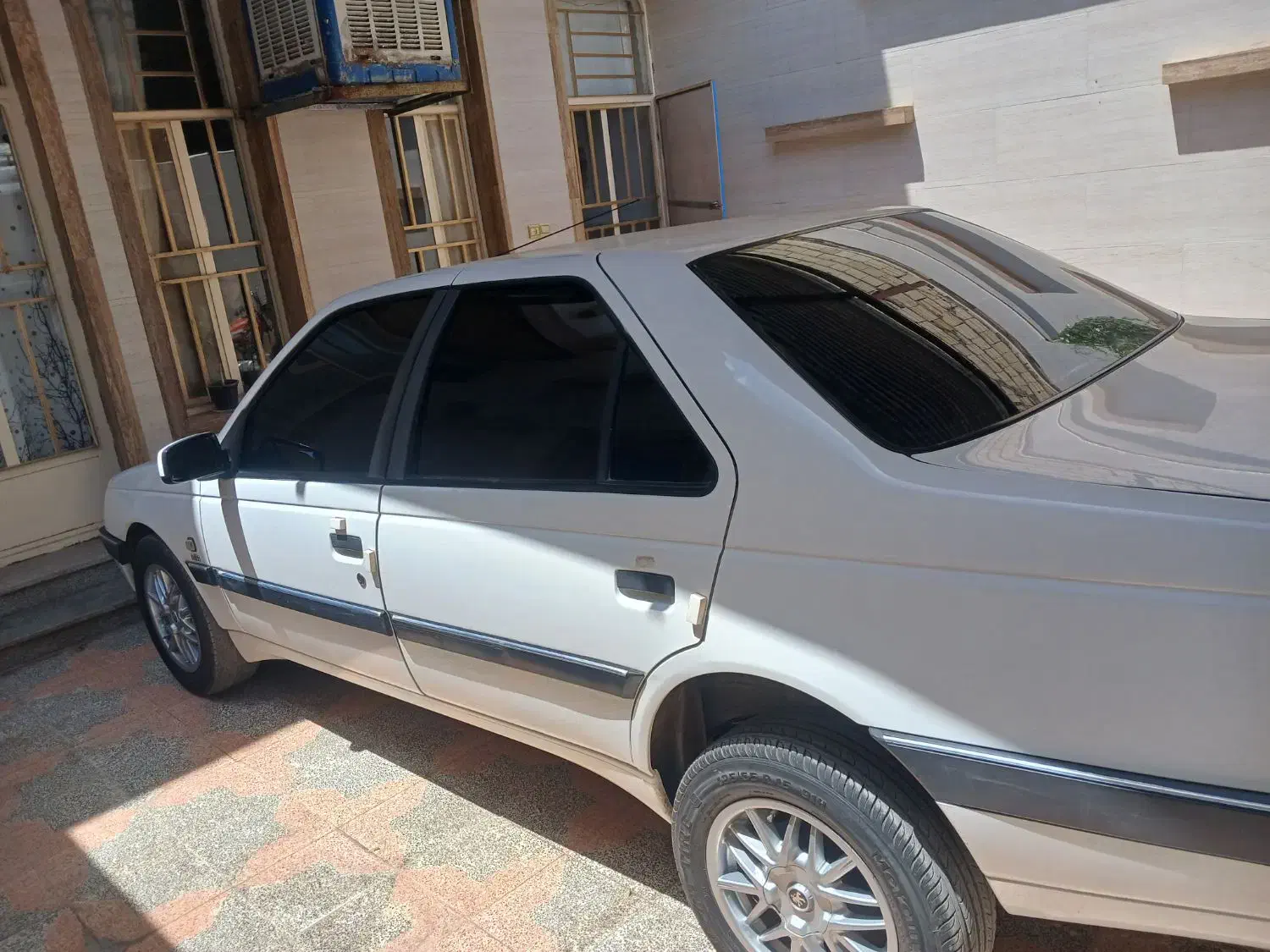 پژو اس ال اکس مدل ۹۸|خودرو سواری و وانت|سیرجان, |دیوار