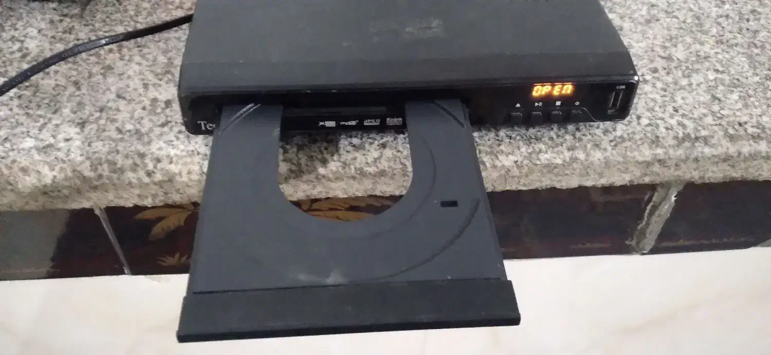 دیویدیفلشخور|پخشکننده DVD و ویدیو|تربت جام, میان جام|دیوار