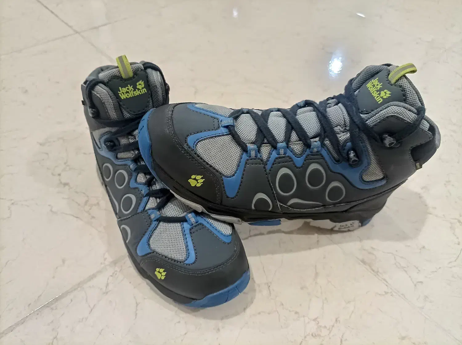 کفش کوهنوردی Jack wolfskin|کوهنوردی و کمپینگ|تهران, اکباتان|دیوار