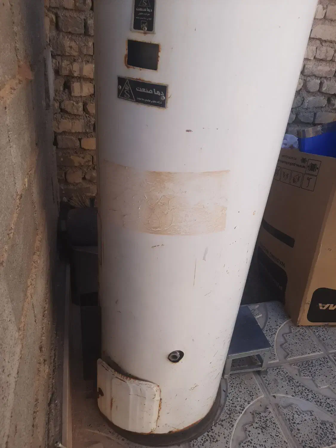 ابگرمکن|آبگرمکن، پکیج، شوفاژ|بوانات, |دیوار