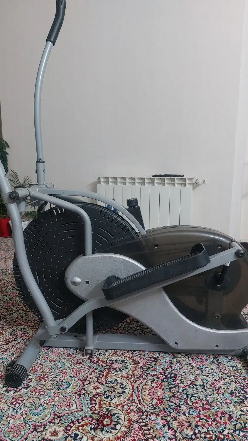 دوچرخه ثابت ورزشی سالم|تجهیزات ورزشی|کرمان, |دیوار