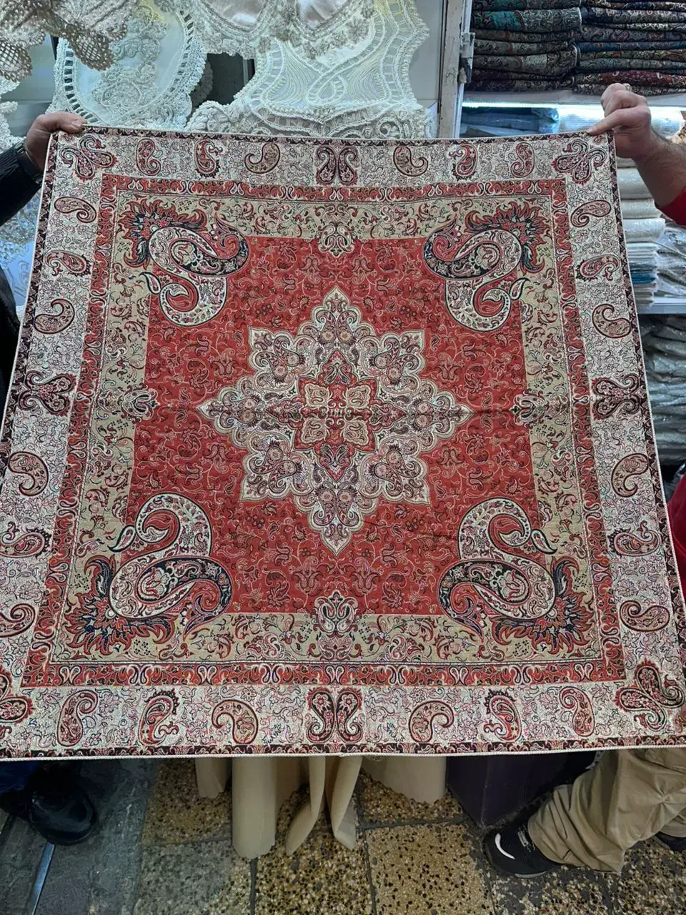 رومیزی ترمه سنتی یک متردر یک متر عمده وتک|پرده، رانر، رومیزی|تهران, بازار|دیوار