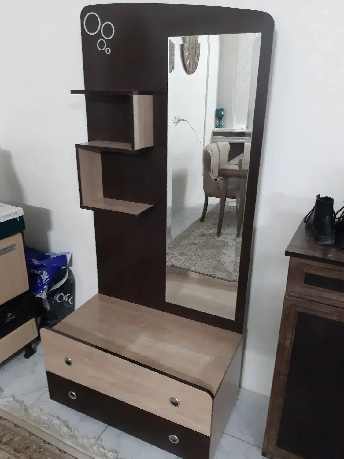 کمدوآینه نوجوان|جاکفشی، کمد، دراور|مشهد, نیروی هوایی|دیوار