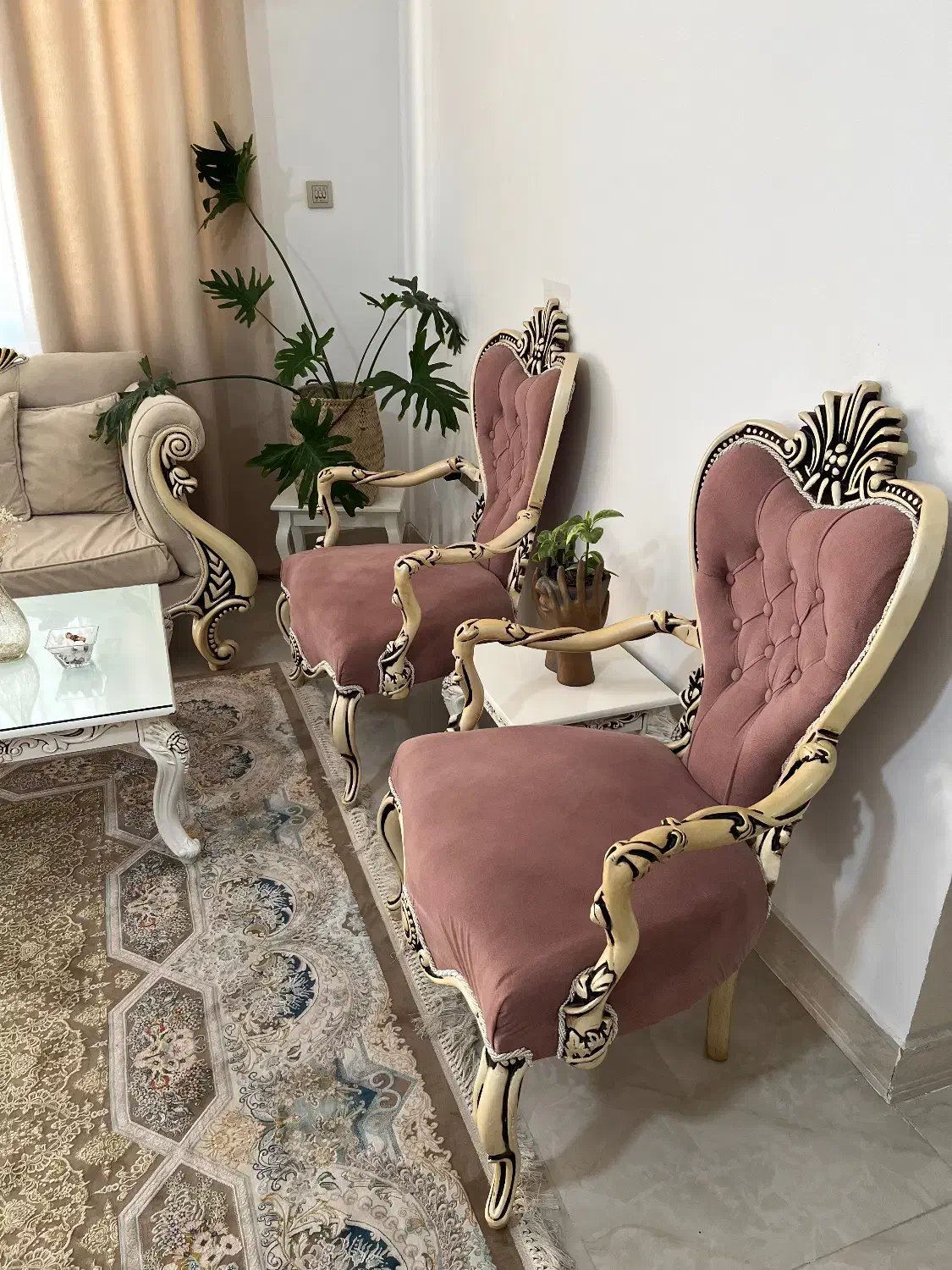 کاملا سالم|مبلمان خانگی و میز عسلی|شاهدشهر, |دیوار