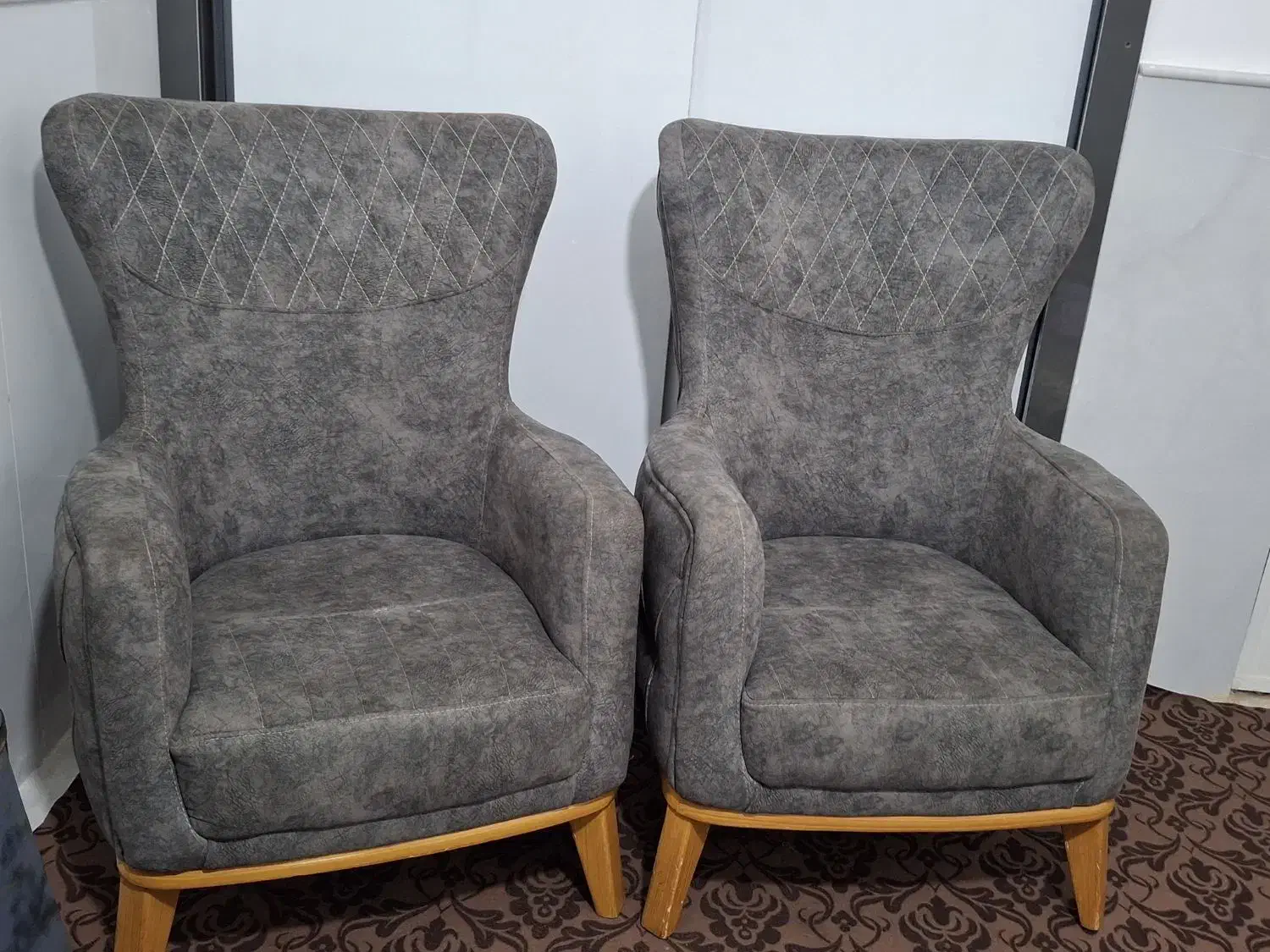 فروش مبل هشت نفره|مبلمان خانگی و میز عسلی|قم, شهر قائم|دیوار