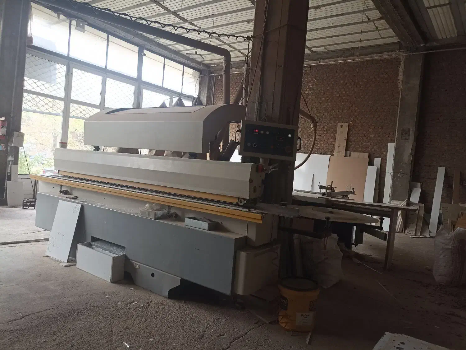 شاگرد کابینت سازی و نصاب کابینت|استخدام صنعتی، فنی، مهندسی|مهاباد (آذربایجان غربی), |دیوار