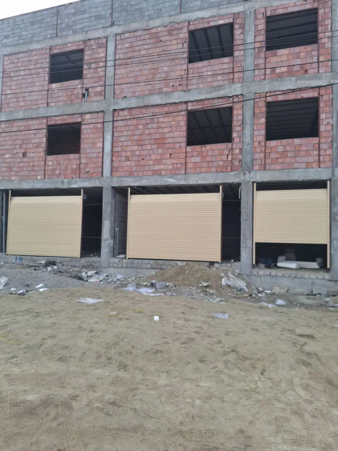 فروش انواع کرکره برقی سایبان برقی زیر قیمت چابهار|مصالح و تجهیزات ساختمان|کنارک, |دیوار