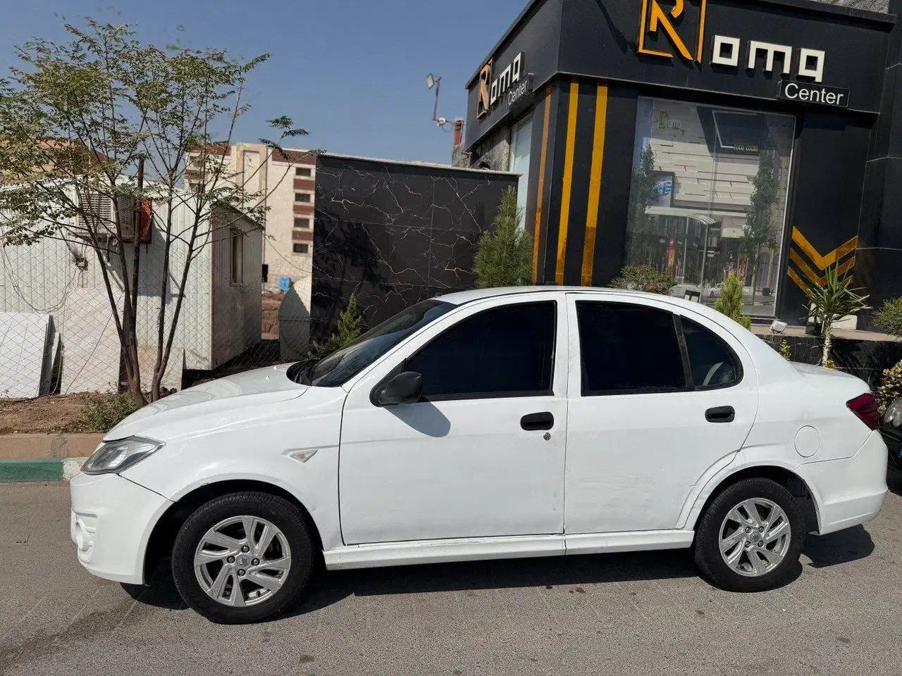 ساینا مدل ۹۷|خودرو سواری و وانت|پرند, فاز ۶|دیوار