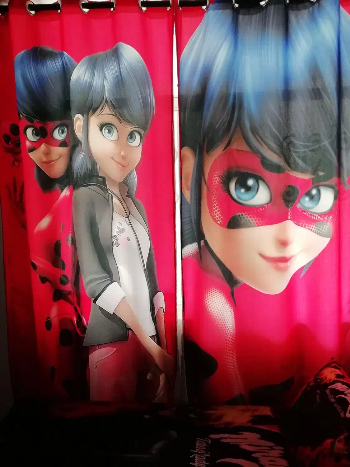 پرده و لوستر و آباژور و لیوان دختر کفشدوزکی|اسباب و اثاث بچه|تهران, مینیسیتی (شهرک نفت)|دیوار