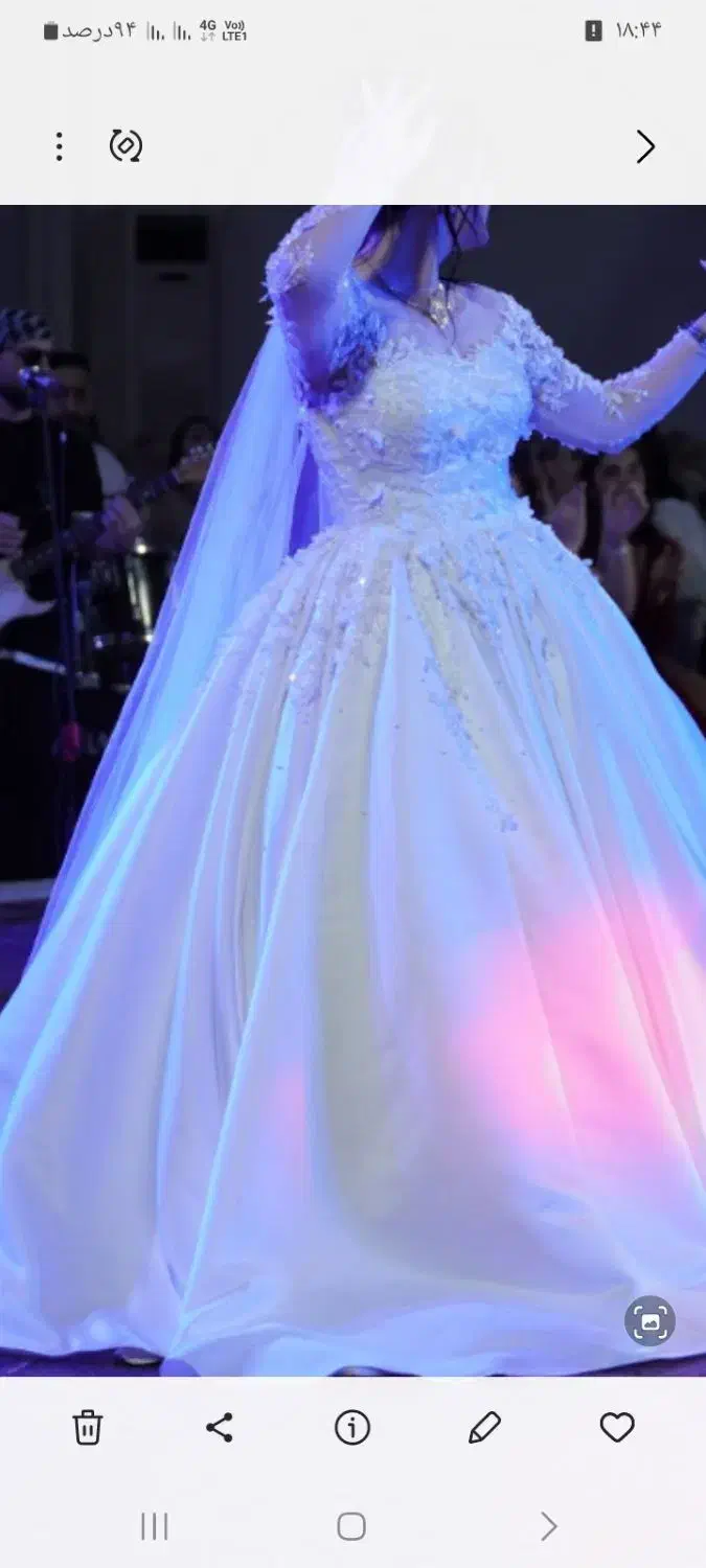 پیراهن عروس و لباس مجلسی|لباس|آستانه اشرفیه, |دیوار