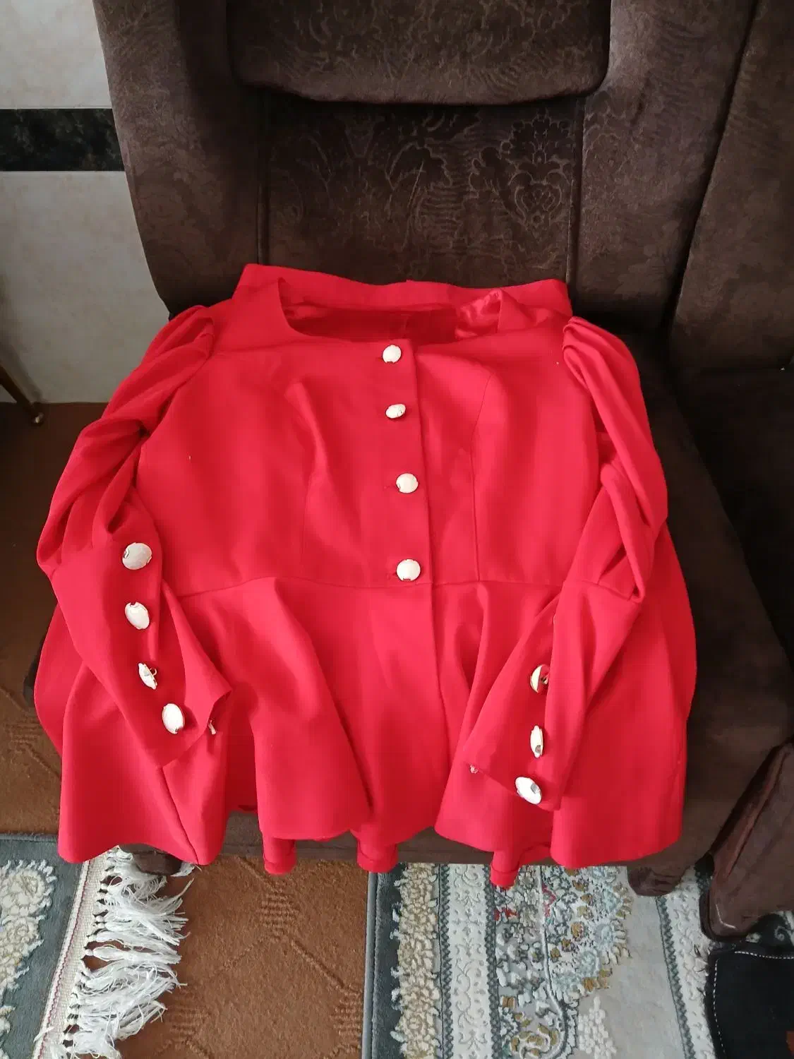 کت و دامن|لباس|بیجار, |دیوار