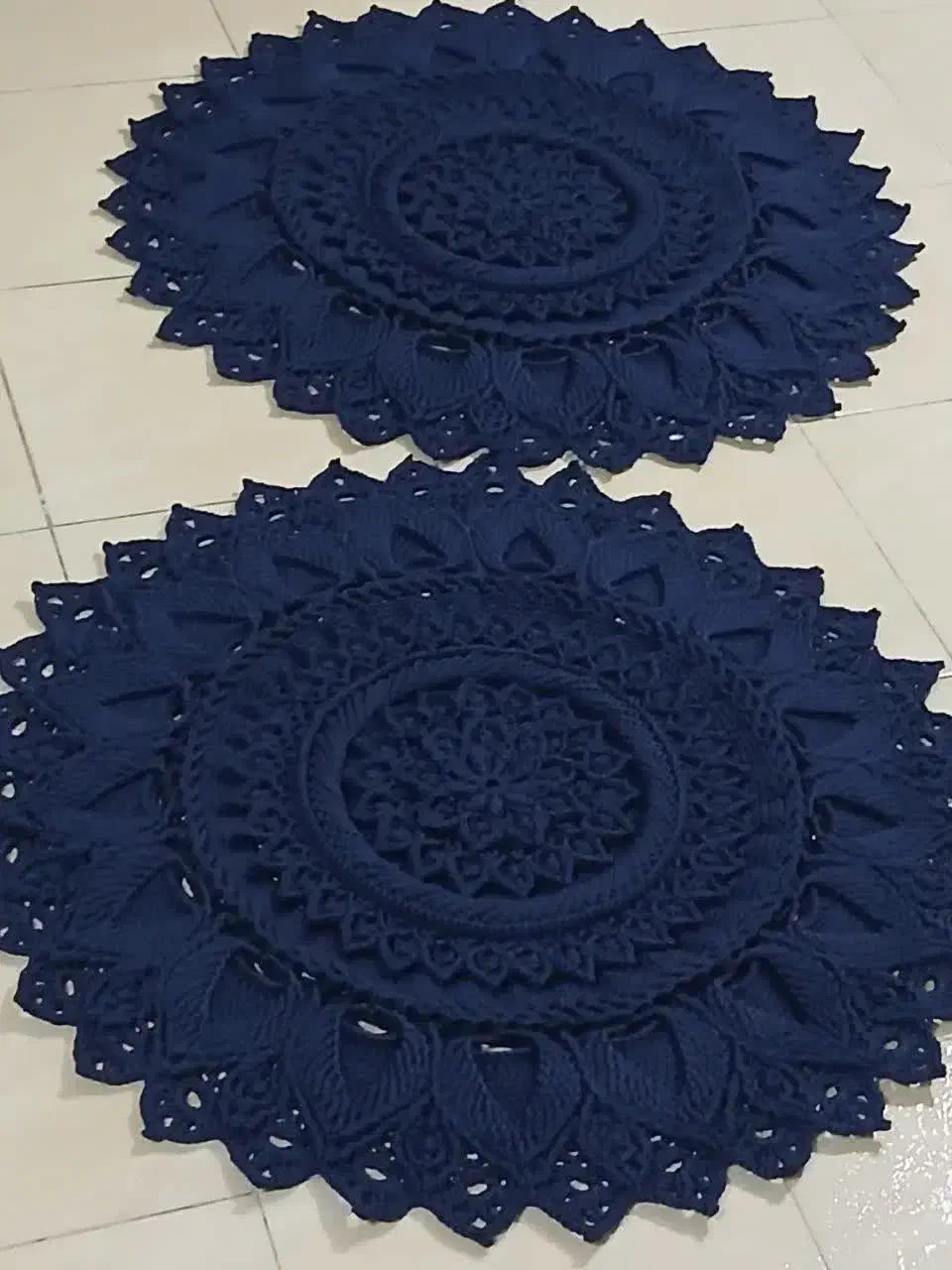 فرشینه سرمه ای ا متری  دو عدد آماده تحویل|فرش|تهران, علی‌آباد|دیوار