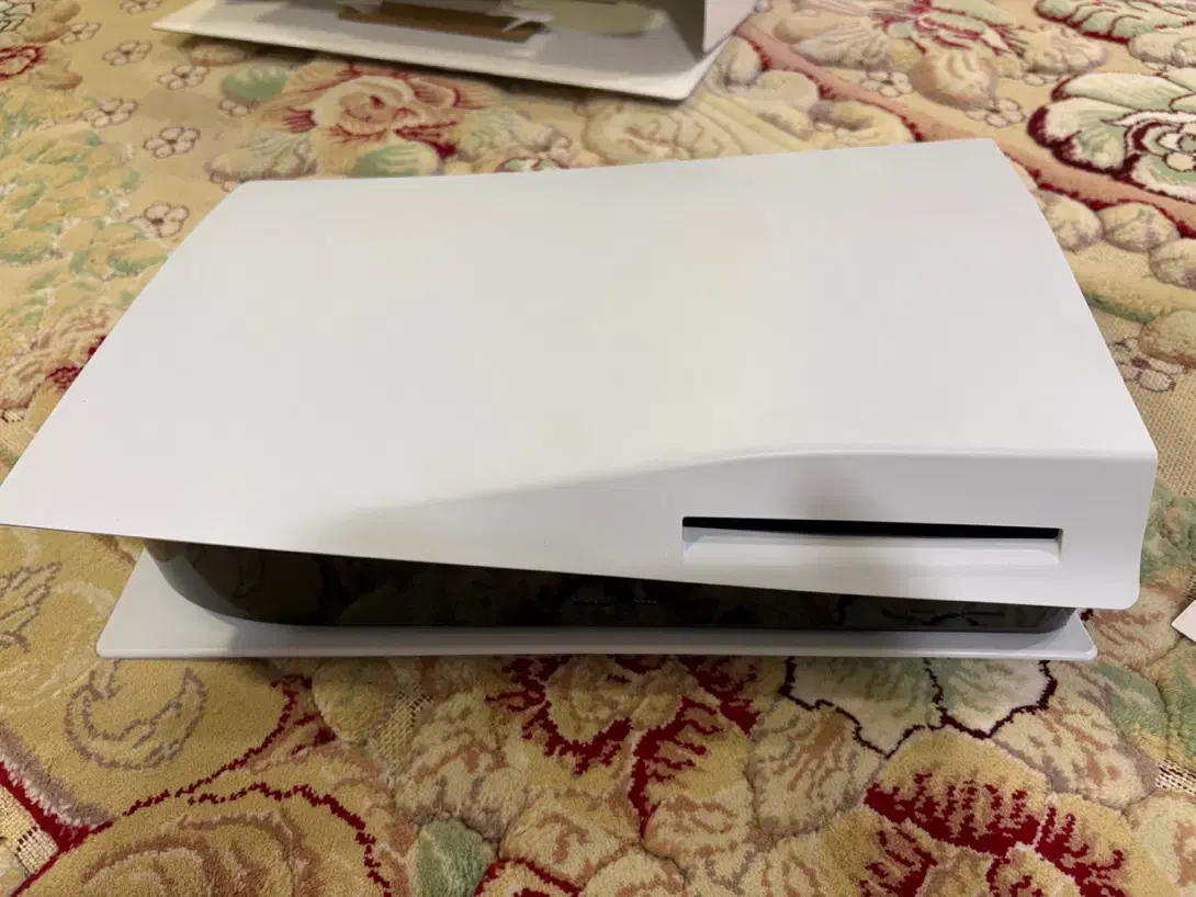 پلی استیشن ۵ فت مشابه صفر|کنسول، بازی ویدئویی و آنلاین|رشت, معلم|دیوار