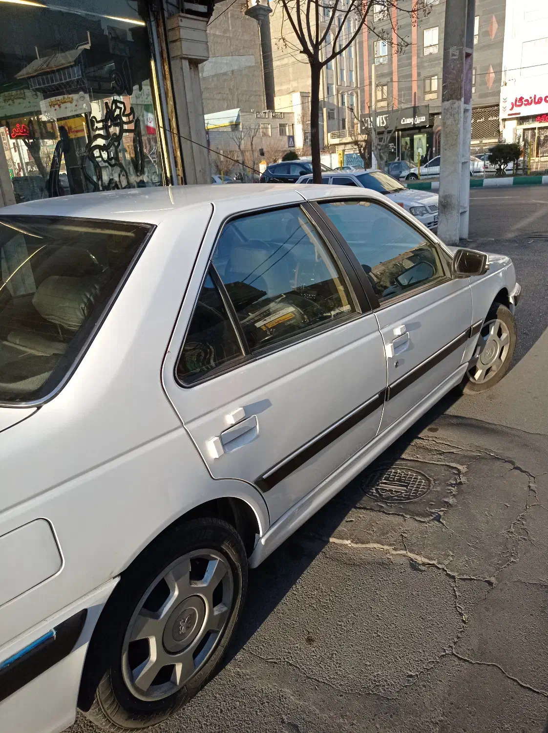 پژو پارس سال 1402|خودرو سواری و وانت|قرچک, مهدیه|دیوار