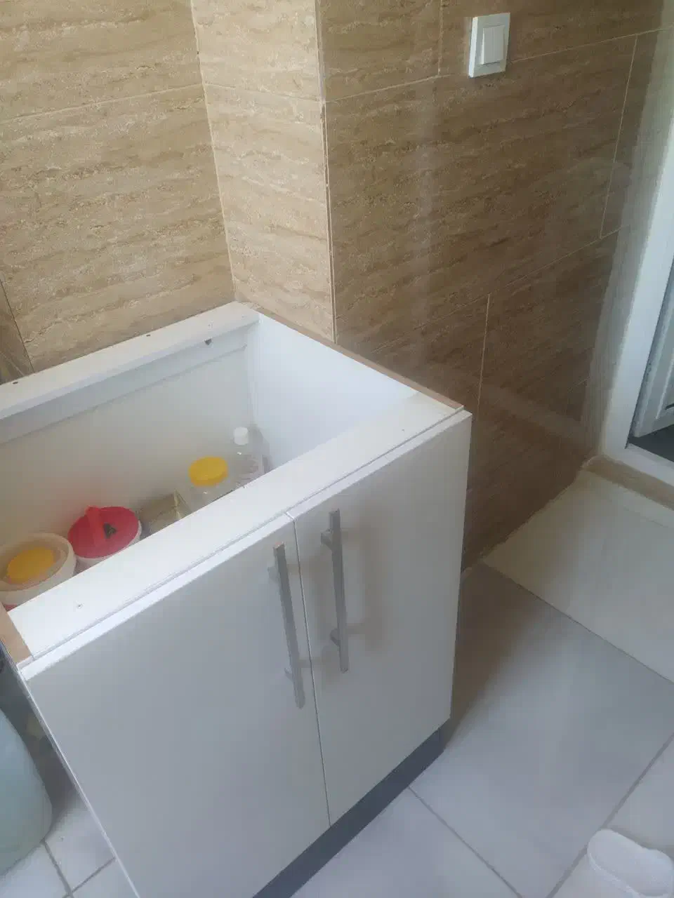 کابینت ام دی اف در حد نو|مصالح و تجهیزات ساختمان|قم, باسکول|دیوار