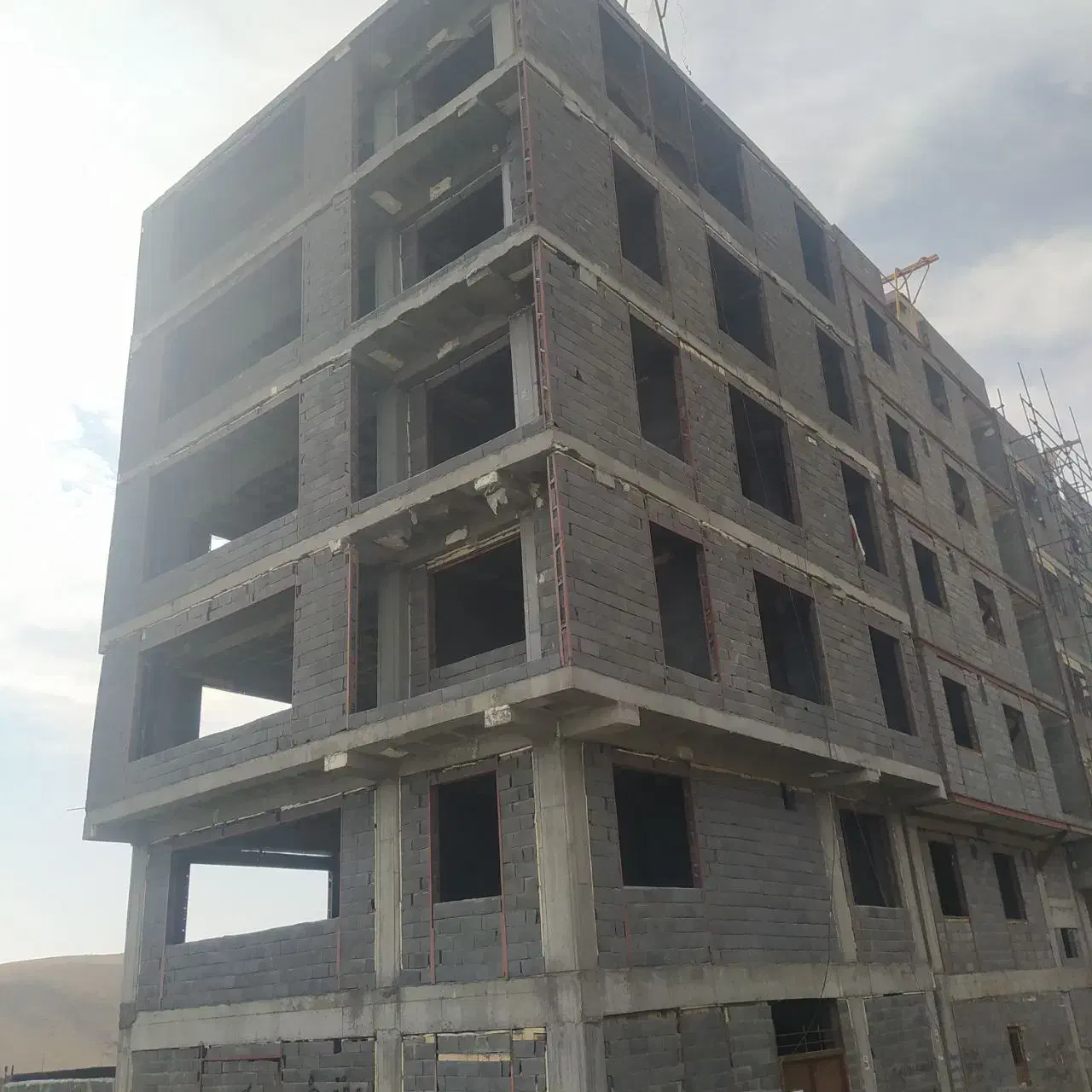 فروش امتیاز فاز ۴ بهاران ۲/۱۹|پیشفروش املاک|سنندج, |دیوار