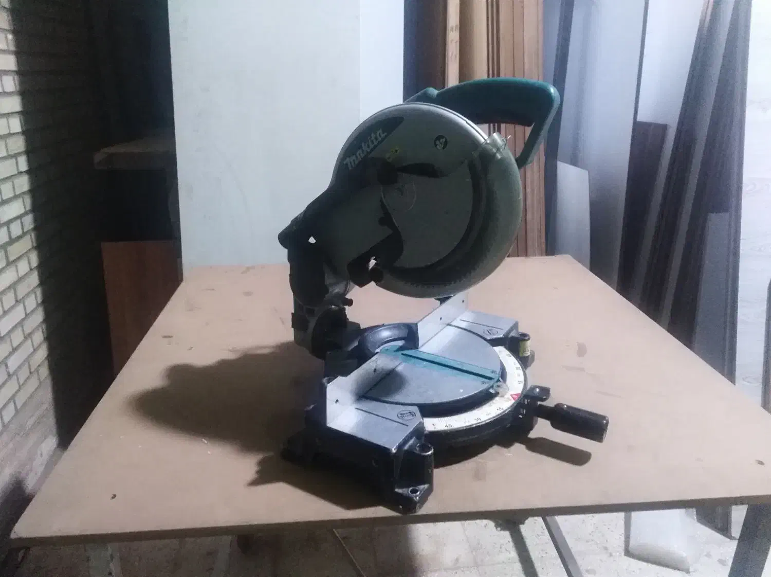 ابزار برقی نجاری|ابزارآلات|بومهن, |دیوار