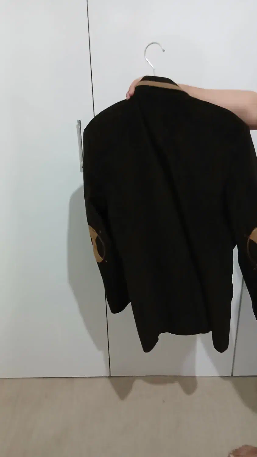 لباس|لباس|مشهد, نظام دوست|دیوار