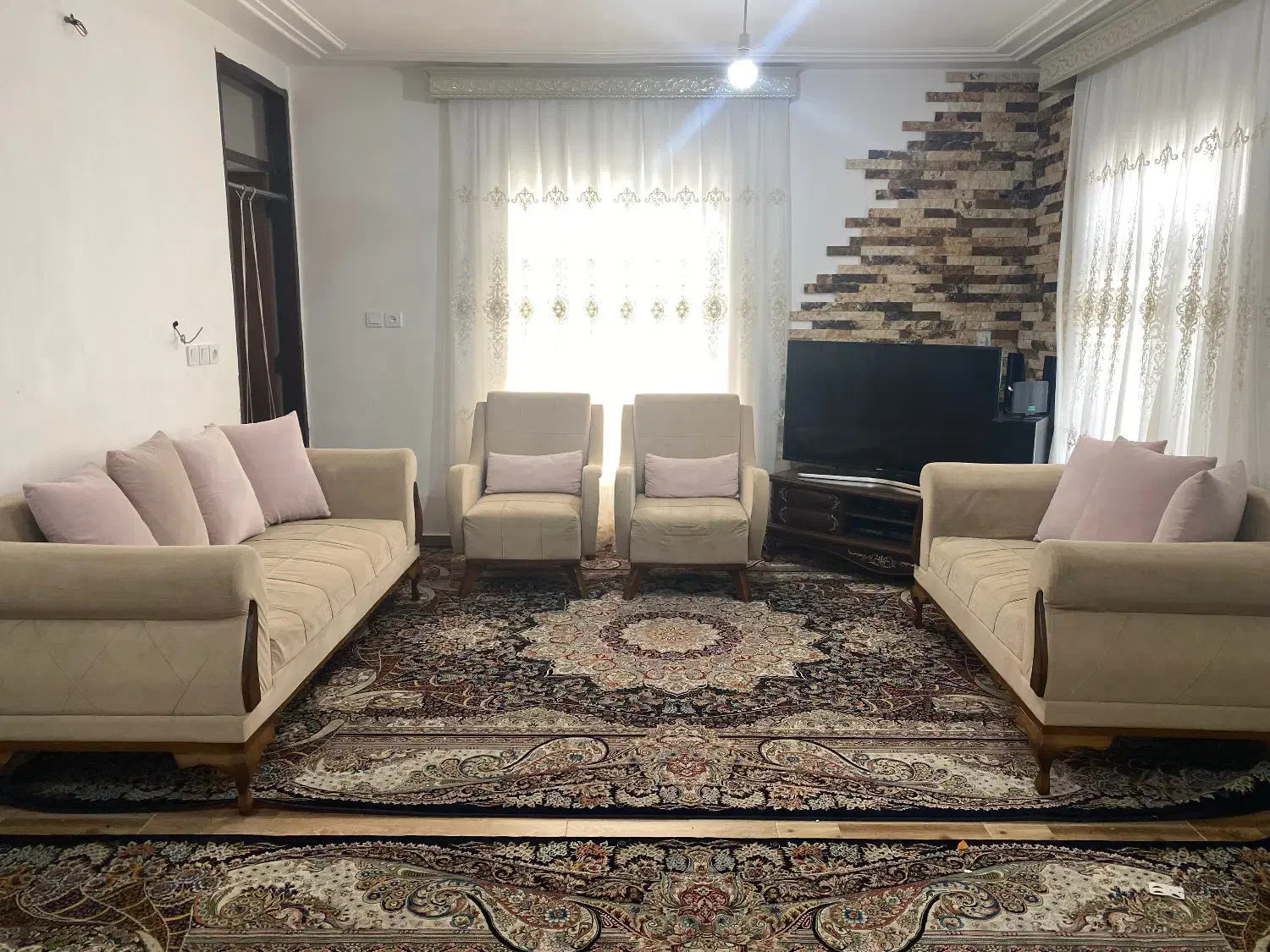 مبل هفت نفره راحتی|مبلمان خانگی و میز عسلی|گنبد کاووس, |دیوار