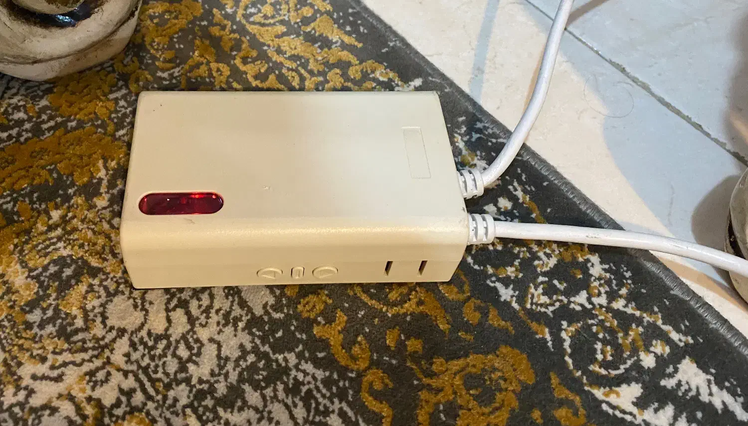 پرده نمایش اسکوپ برقی|تلویزیون و پروژکتور|اندیشه, اندیشه فاز ۱|دیوار