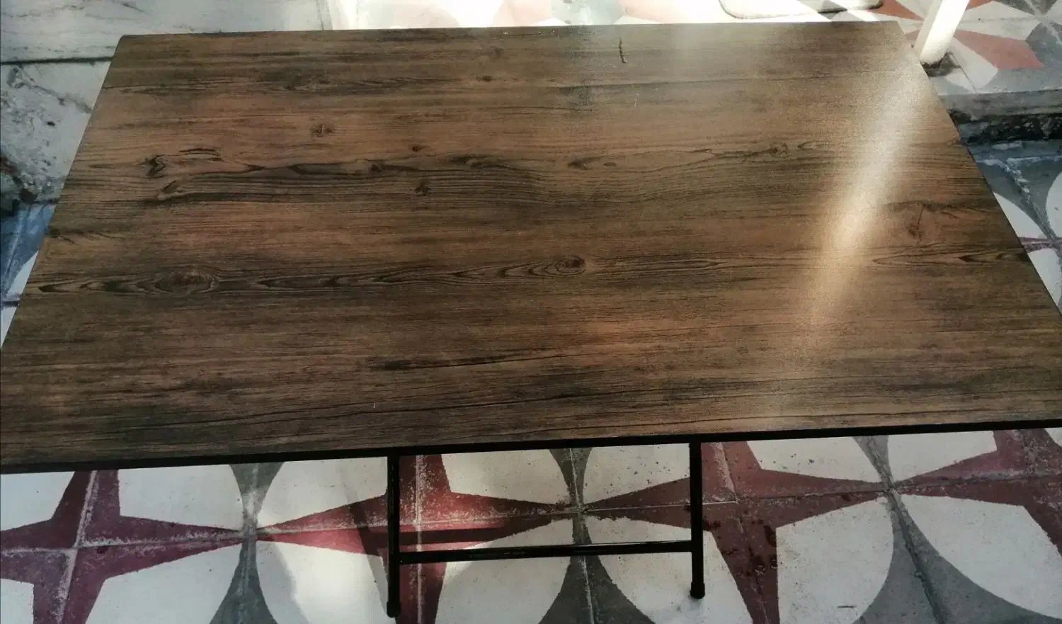 میز تاشو پایه فلزی ام دی اف|میز و صندلی غذاخوری|شیراز, پودنک|دیوار