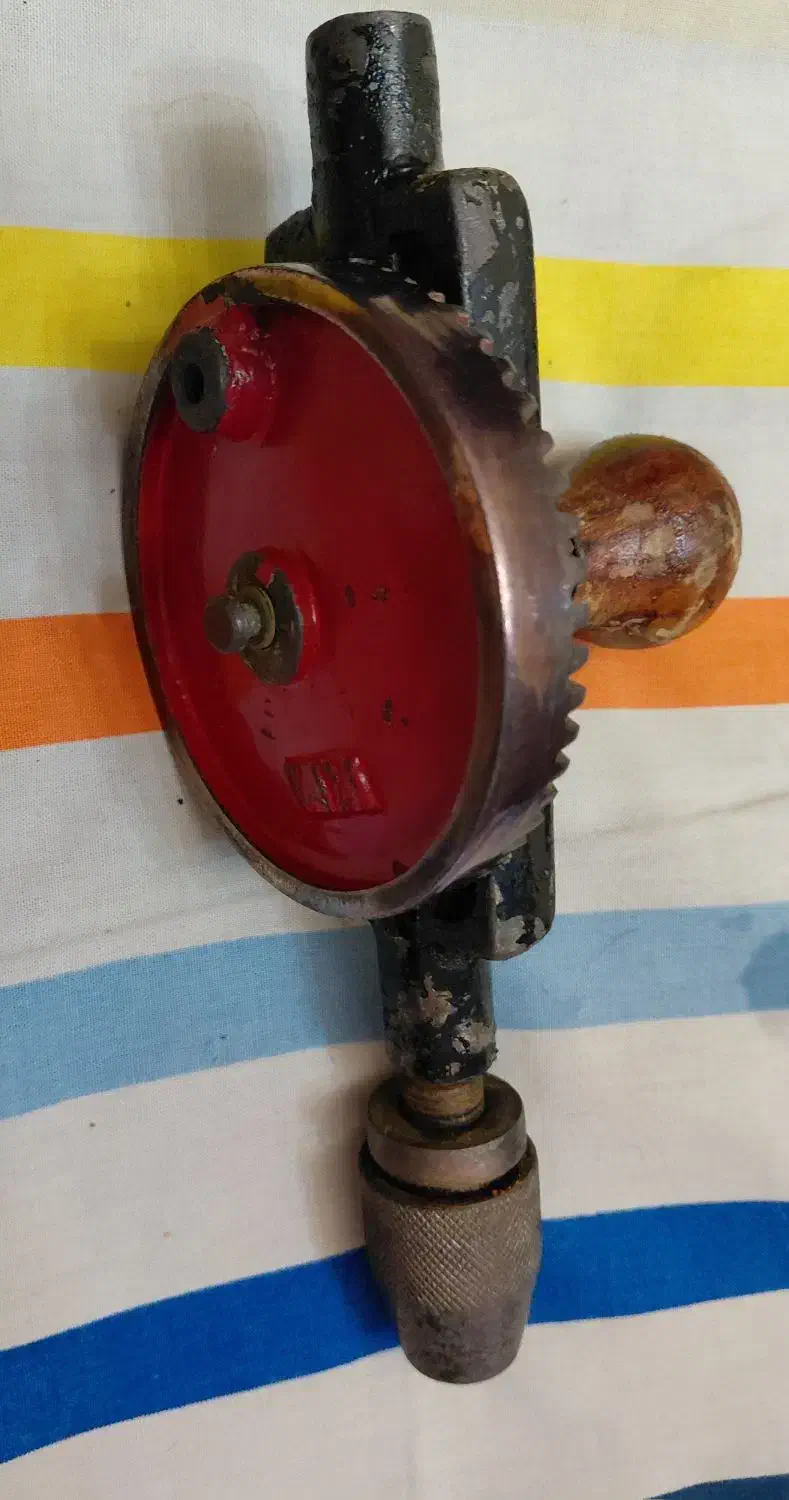 دریل دستی قدیمی کلکسیونی|کلکسیون و سرگرمی|تهران, خواجه نظام الملک|دیوار