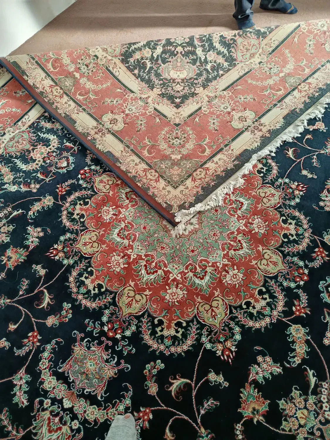 9متری جفت و‌12متری و 6متری|فرش|کرمانشاه, |دیوار