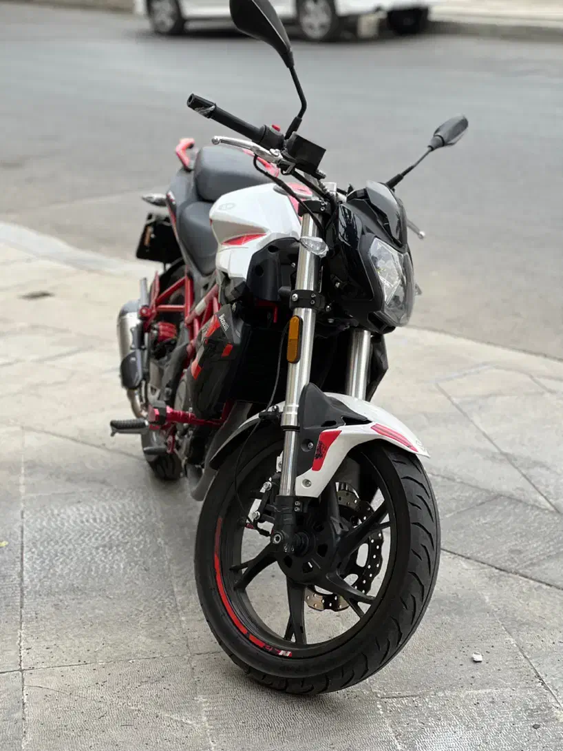 بنلی ۲۵۰ مدل ۱۴۰۲|موتورسیکلت|تهران, حکیمیه|دیوار