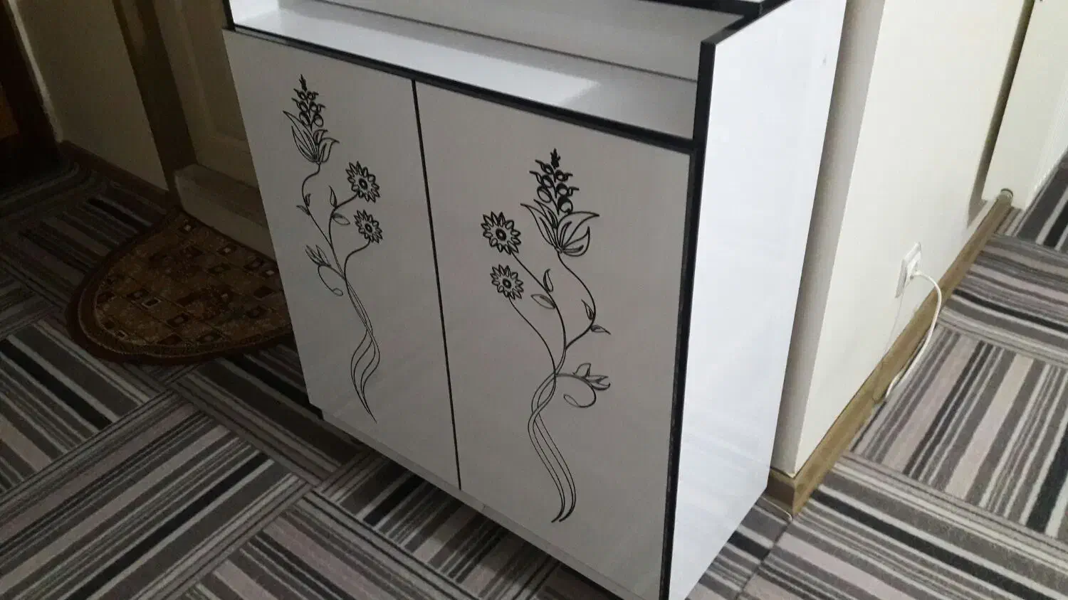 جاکفشی نوتمیز|جاکفشی، کمد، دراور|مبارکه, |دیوار