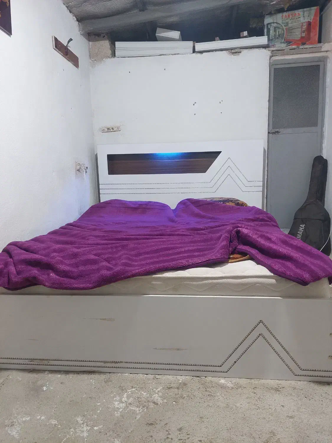 تخت خواب درحد نو|تخت و سرویس خواب|محمدشهر, عباس آباد|دیوار