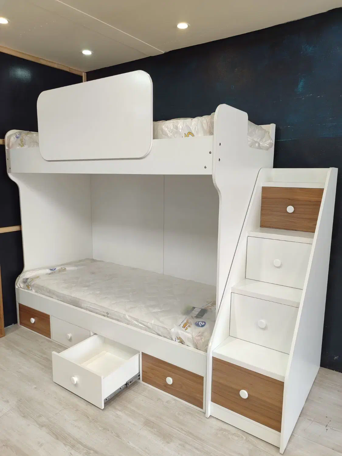 تخت 2طبقه پله ایی شرکتی|تخت و سرویس خواب|قزوین, |دیوار