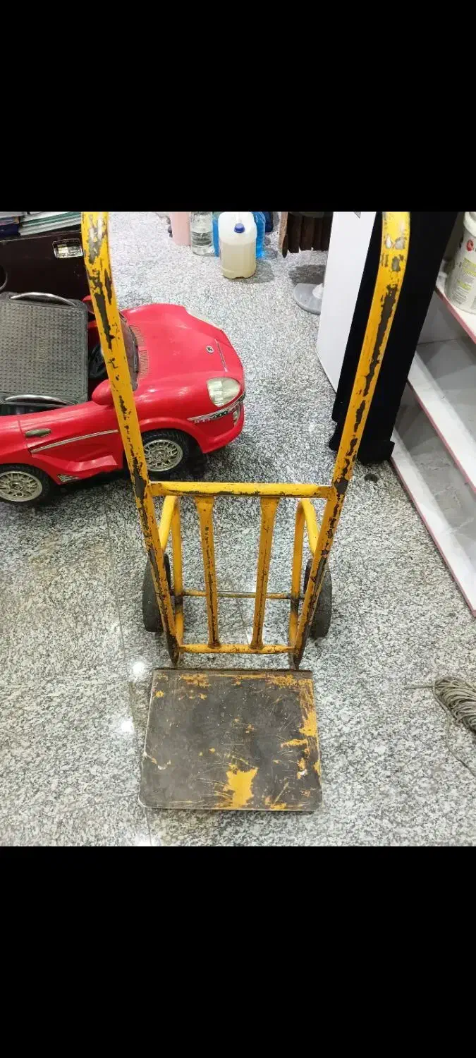 گاری دوچرخ|ابزارآلات|قدس, شهر‌قدس|دیوار