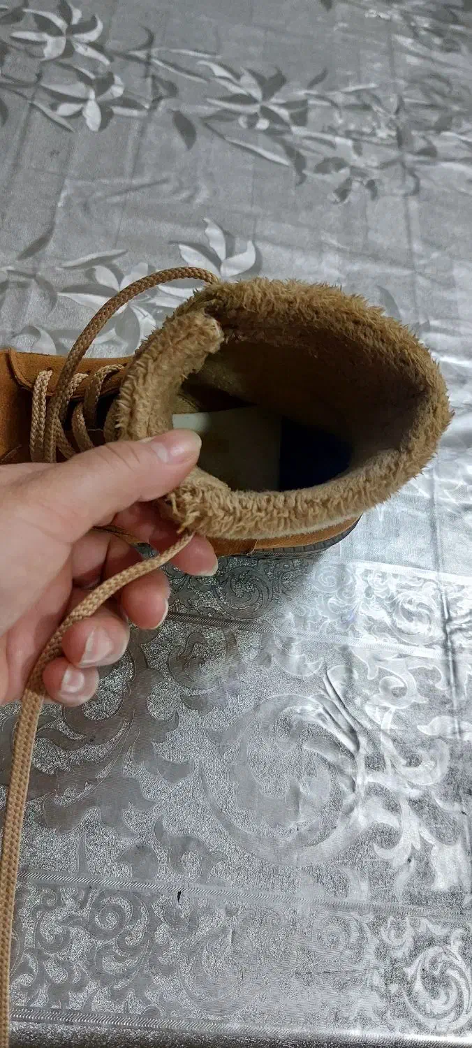 نیم پوت|کیف، کفش، کمربند|نیشابور, شهرک بسیج|دیوار