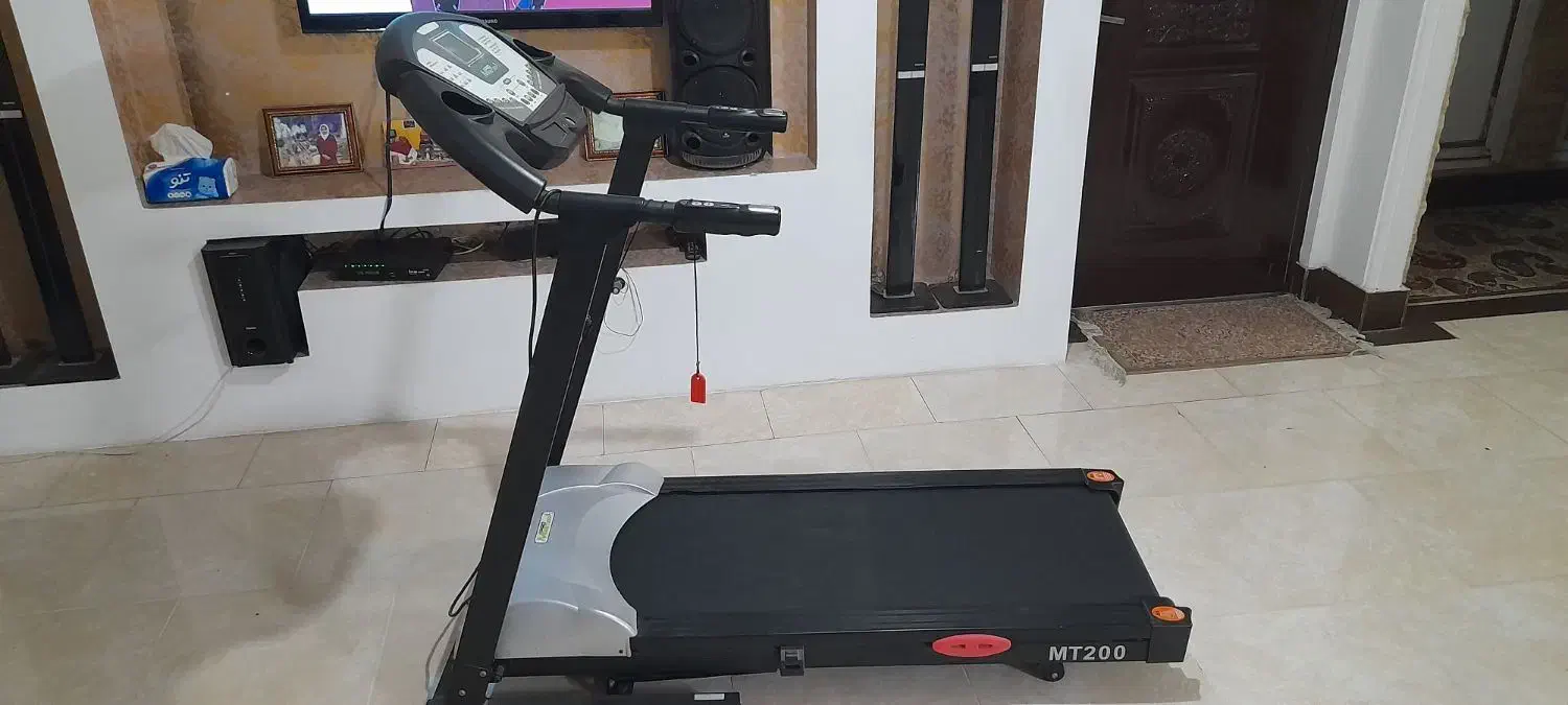 تردمیل تر وتمیز در حد خانگی|تجهیزات ورزشی|بابل, |دیوار