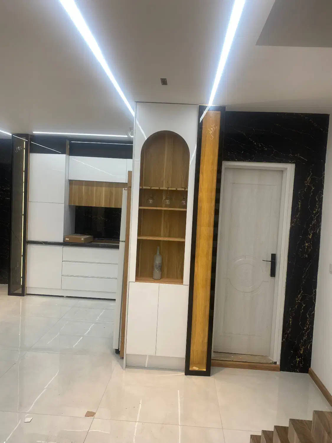 کابینت|کتابخانه، شلف، قفسه‌های دیواری|شیراز, رکن‌آباد|دیوار