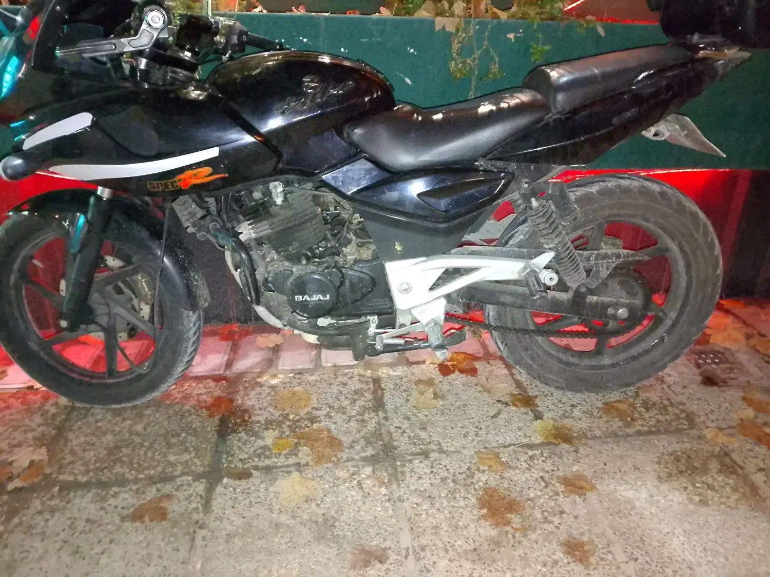 ns220|موتورسیکلت|شیراز, شیمی گیاه|دیوار