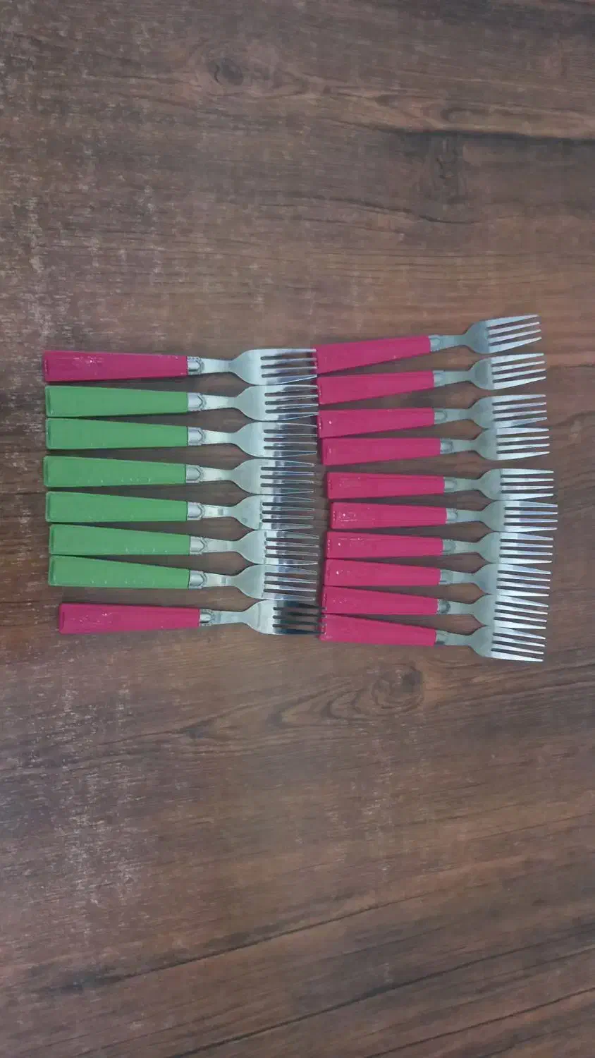 ۱۸ عدد چنگال میوه خوری نو|ظروف سرو و پذیرایی|سبزوار, چهارراه فرودگاه|دیوار