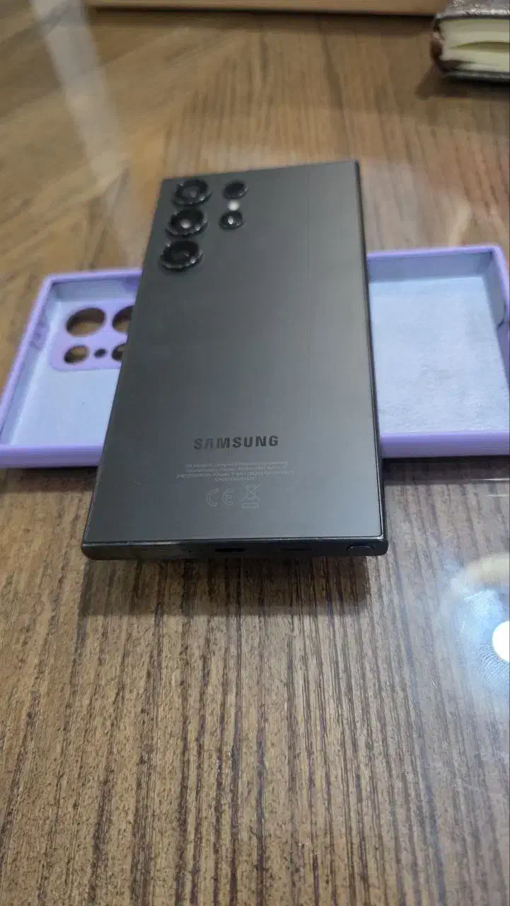 اس ۲۴ الترا|موبایل|رشت, گلباغ نماز|دیوار