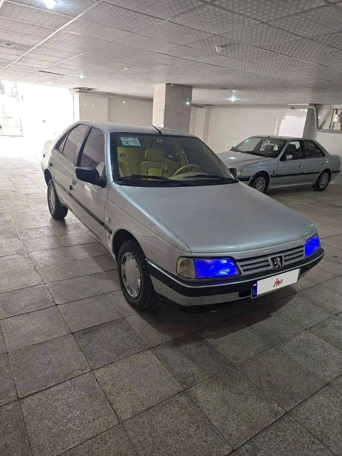 نقره ای پژو ۴۰۵ ۹۲|خودرو سواری و وانت|ساوه, |دیوار