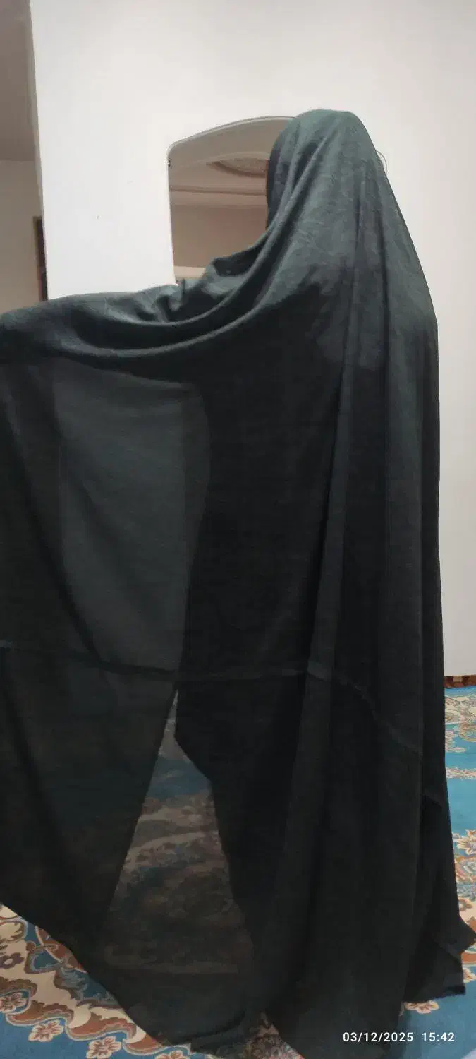 چادر مشکی زیتونی طرحدار|لباس|رشت, دروازه لاکان|دیوار