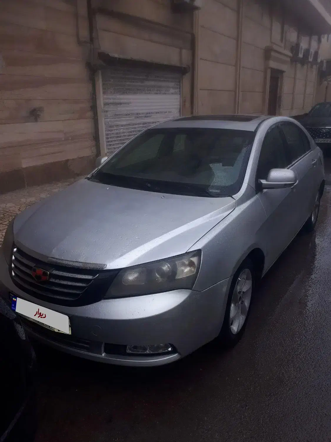 جیلی امگرند ۲۰۱۳ یه رو کاپوت و نصف در و گلگیر رنگ|خودرو سواری و وانت|مشهد, ولیعصر (شهرک غرب)|دیوار