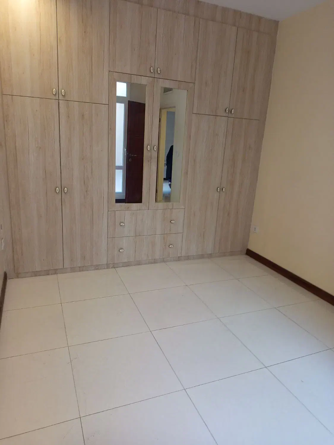 ۱۱۰ متر مطهری مفتح شمالی