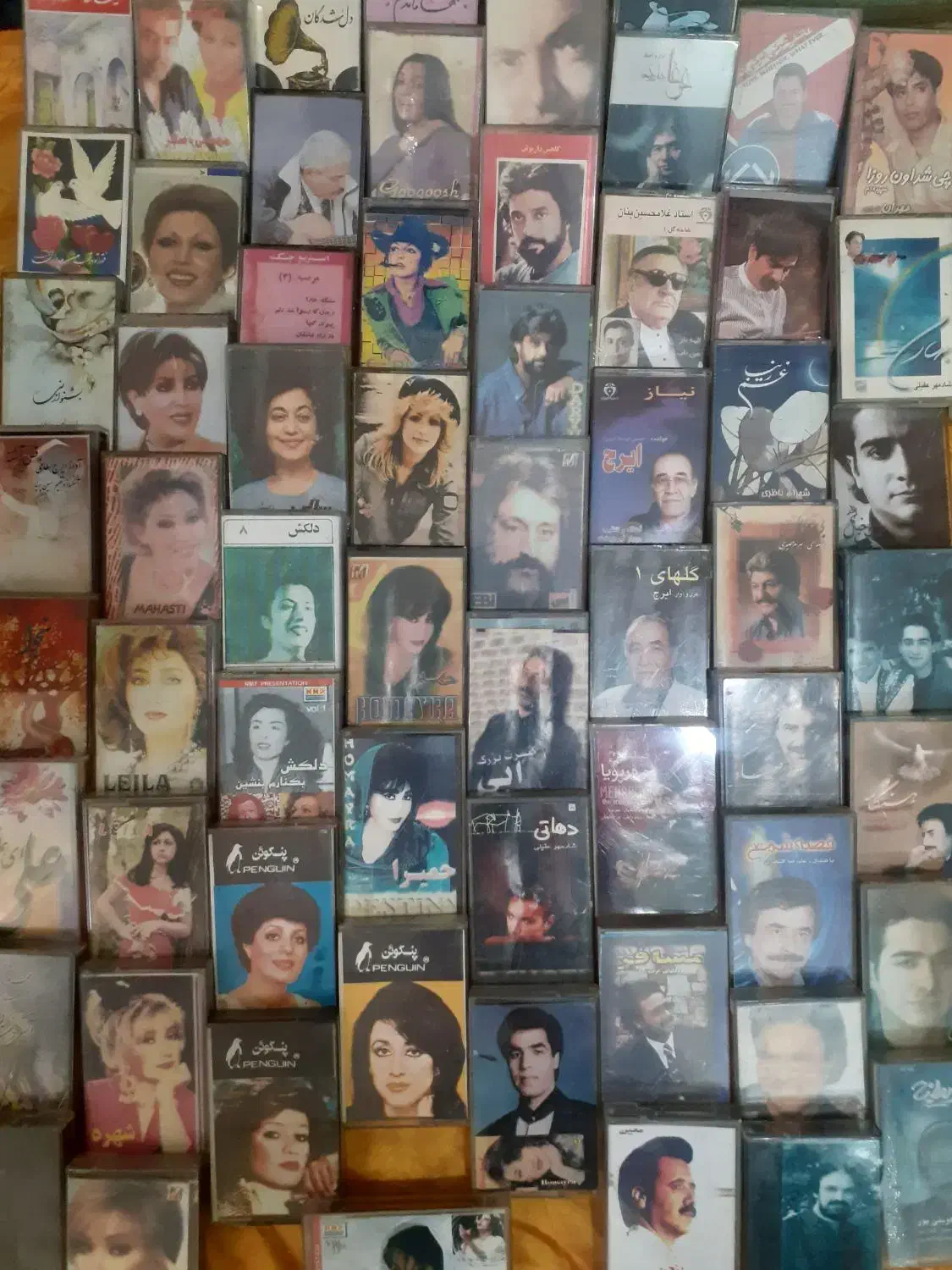 اکبر عمیدی هستم .کاست هنرمندان|کلکسیون اشیاء عتیقه|هشتگرد, تهران دشت|دیوار