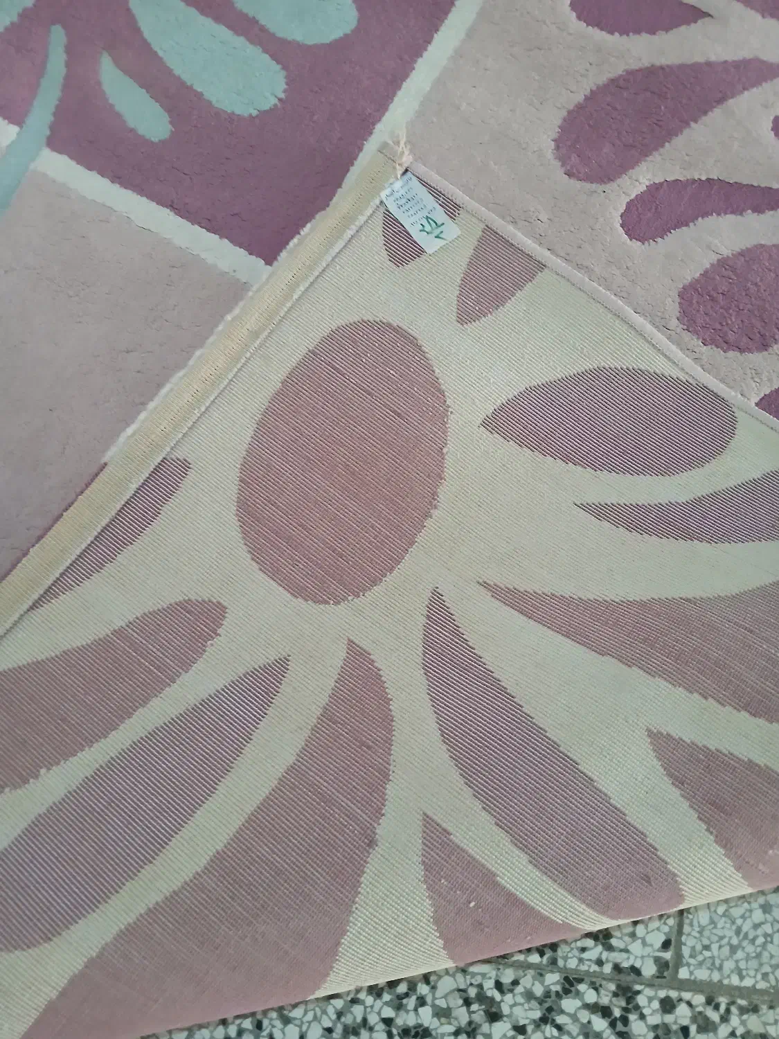 فرش فانتزی ۹متری سالم|فرش|مشهد, الهیه|دیوار