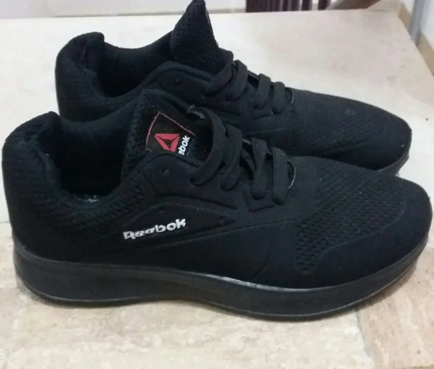 کتونی زنونه|کیف، کفش، کمربند|قائم‌شهر, |دیوار